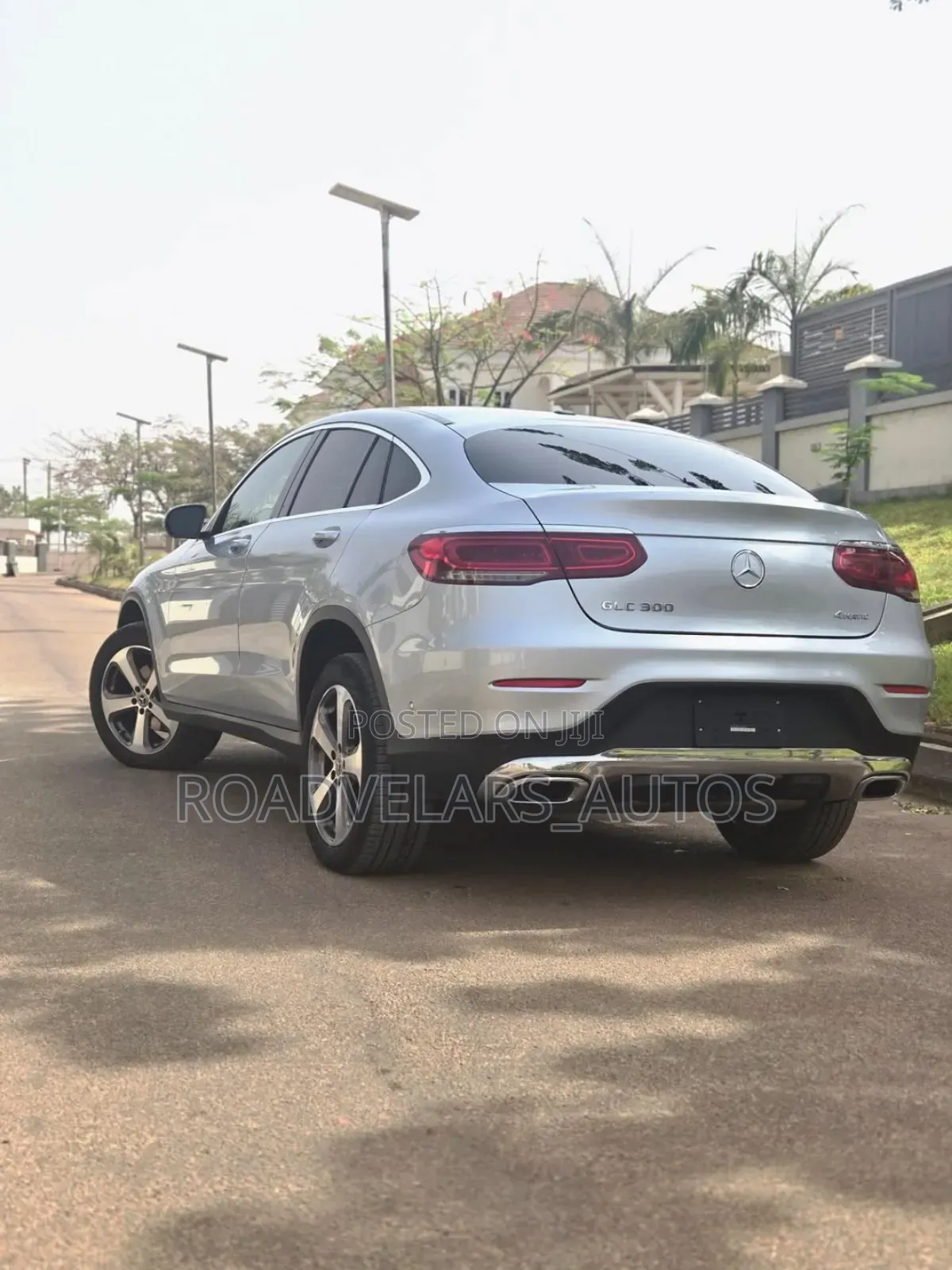 Mercedes-Benz GLC-Class GLC 300 4MATIC AWD 2023 Silver