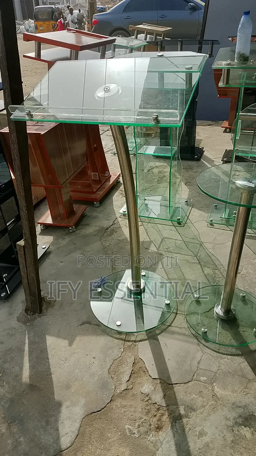 Pulpits Stand
