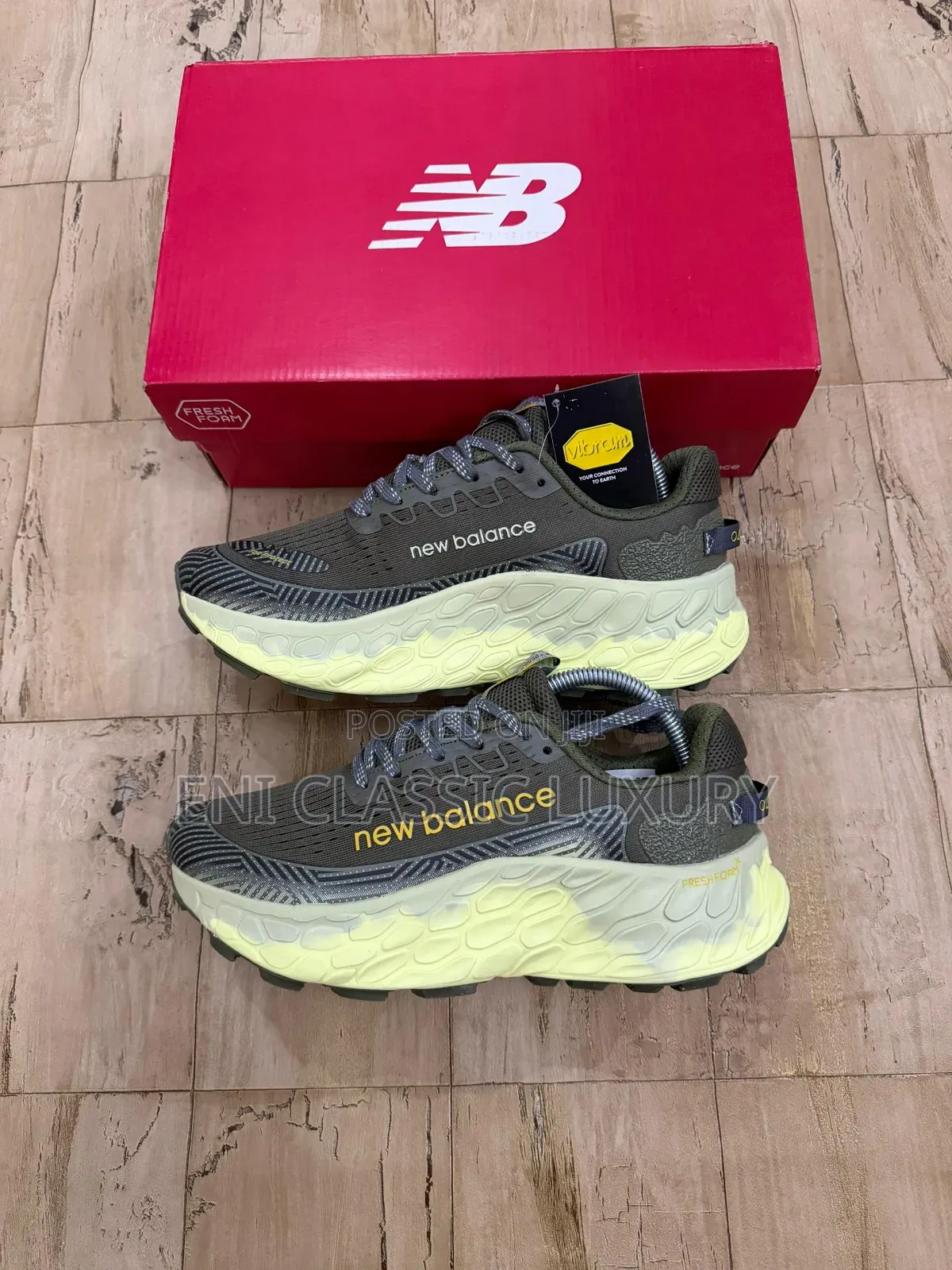 New Balance Luxury Men's Sneakers Best Quality Well Banded Package