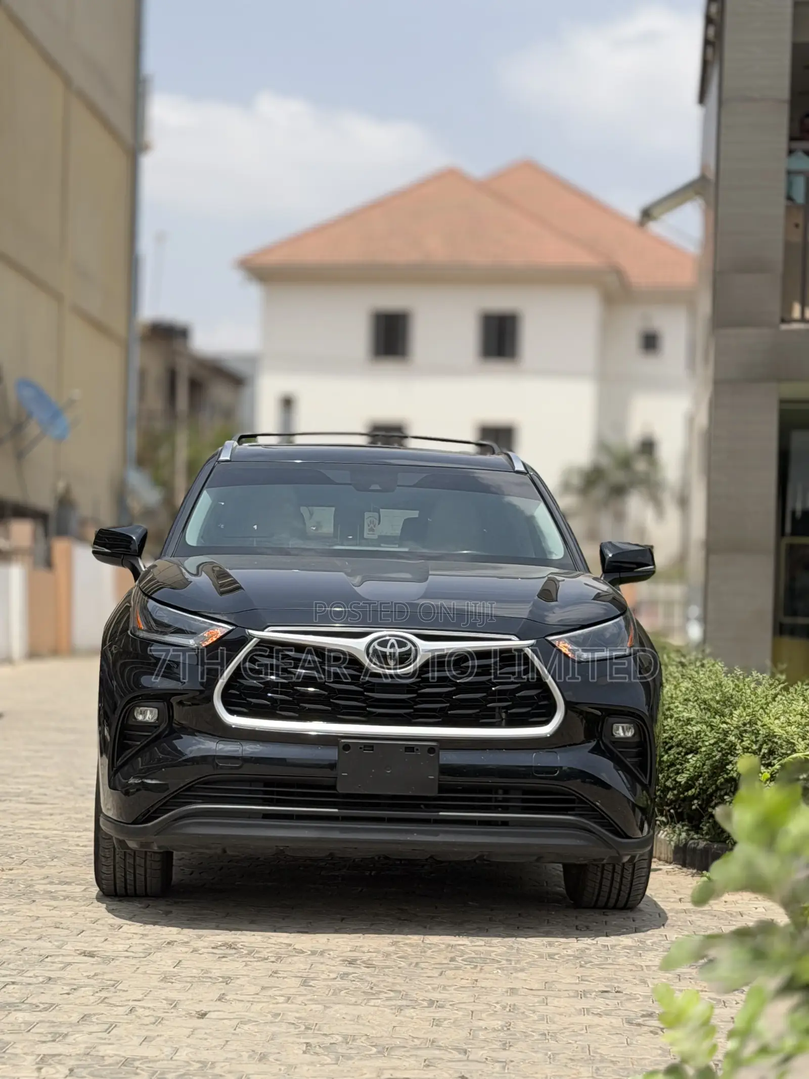 Toyota Highlander XLE 2021 Black