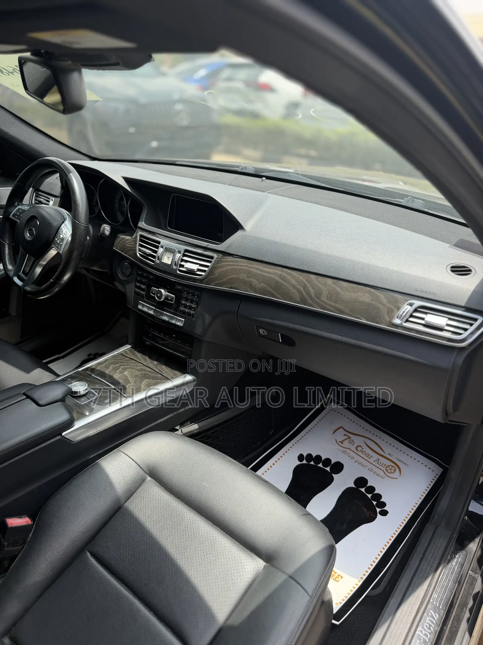 Mercedes-Benz E350 Base 4Matic Sedan AWD (3.5L 6cyl 7A) 2014 Black
