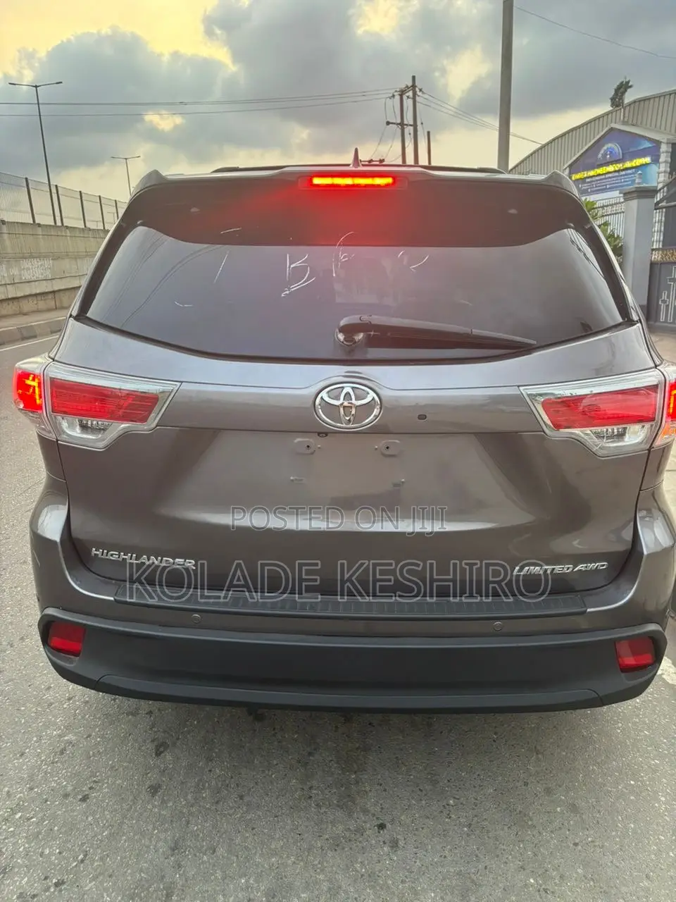 Toyota Highlander Limited 4dr SUV AWD (3.5L 6cyl 6A) 2014 Gray