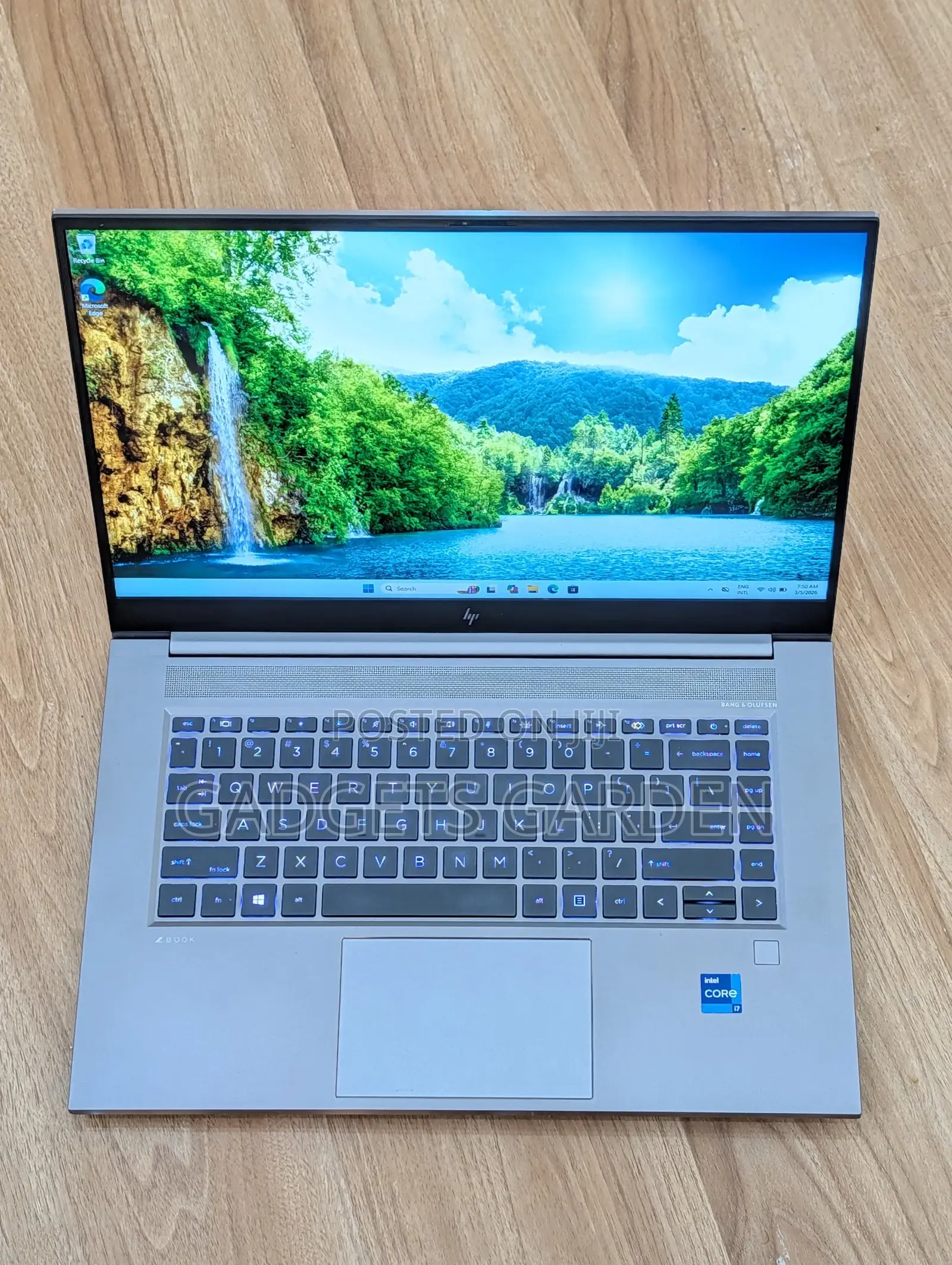 Laptop HP ZBook Studio G8 16GB Intel Core i7 SSD 1T