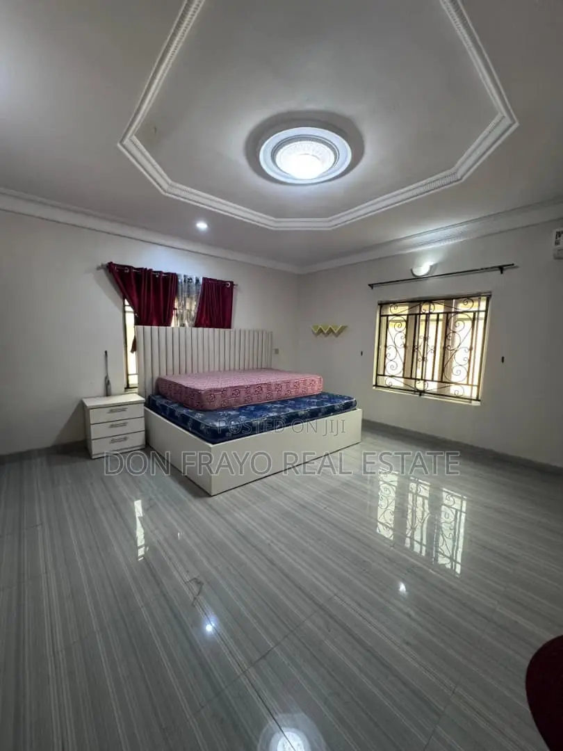 5bdrm Duplex in Kolapo Ishola Gra, Akobo for rent