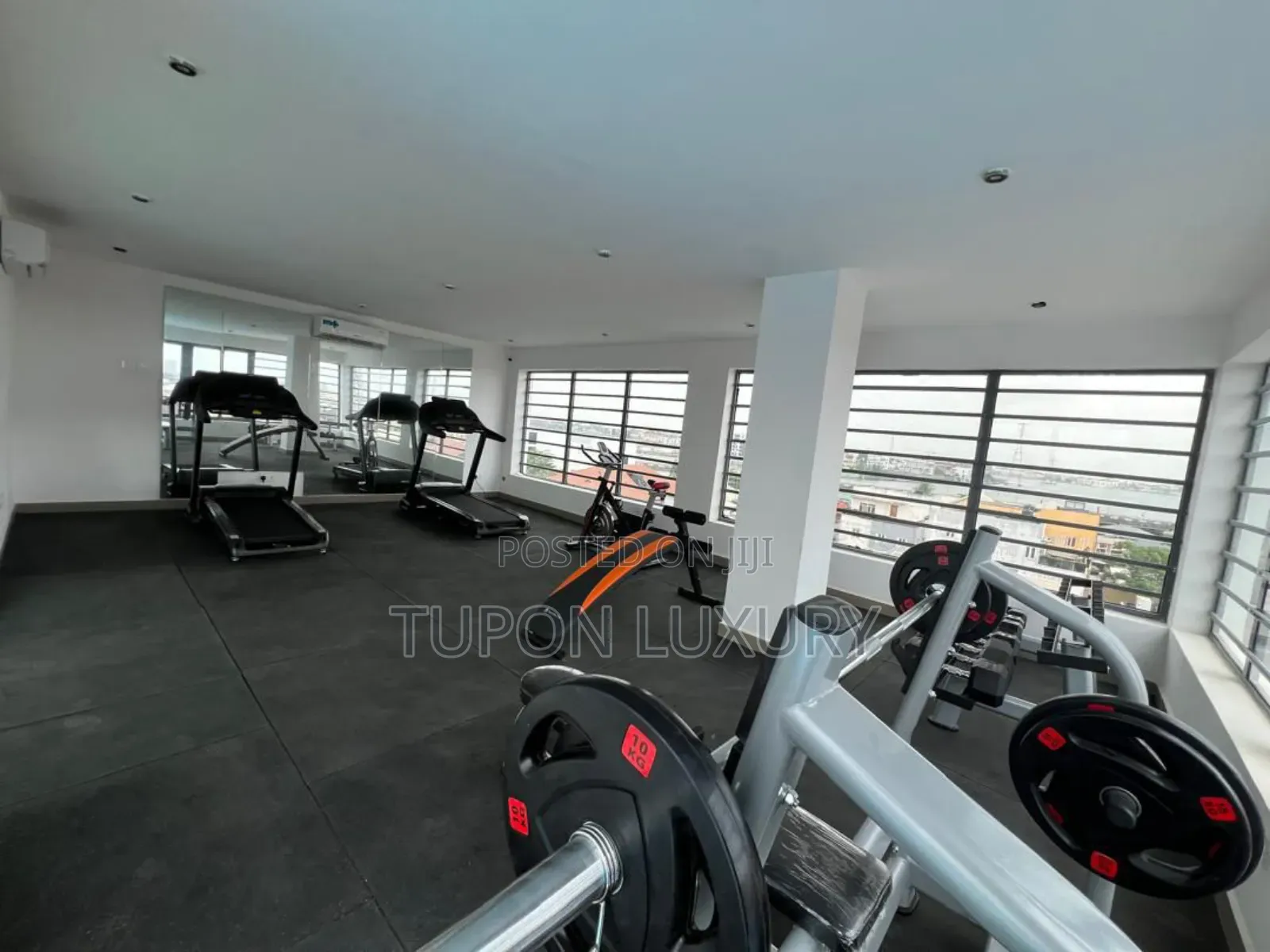 Luxury 1bed With Rooftop Pool Gym