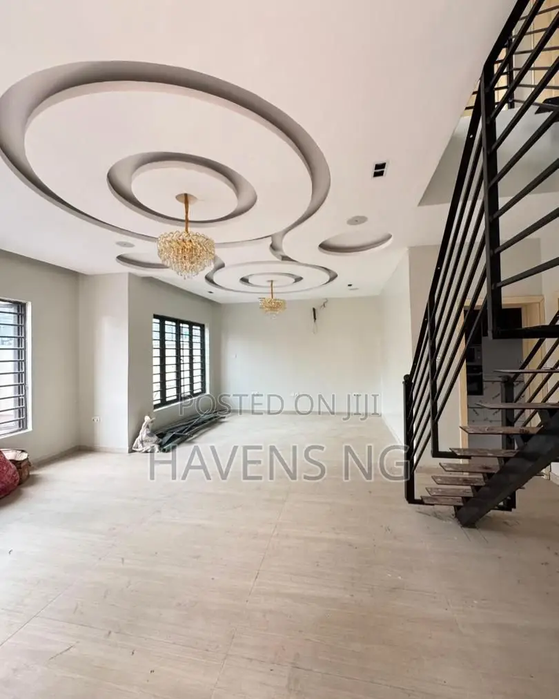 4bdrm Duplex in Phase 1 / Gbagada for sale