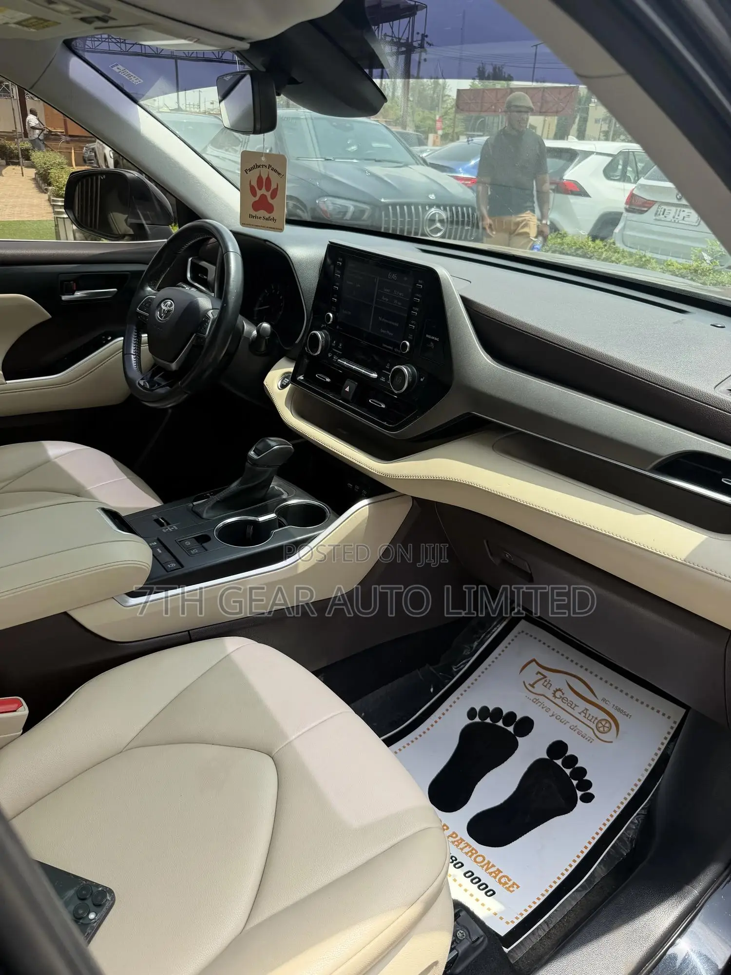 Toyota Highlander XLE 2021 Black