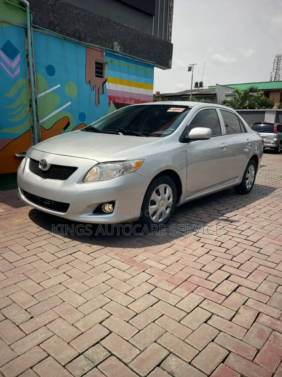 Toyota Corolla LE 4dr Sedan (1.8L 4cyl 4A) 2010 Silver