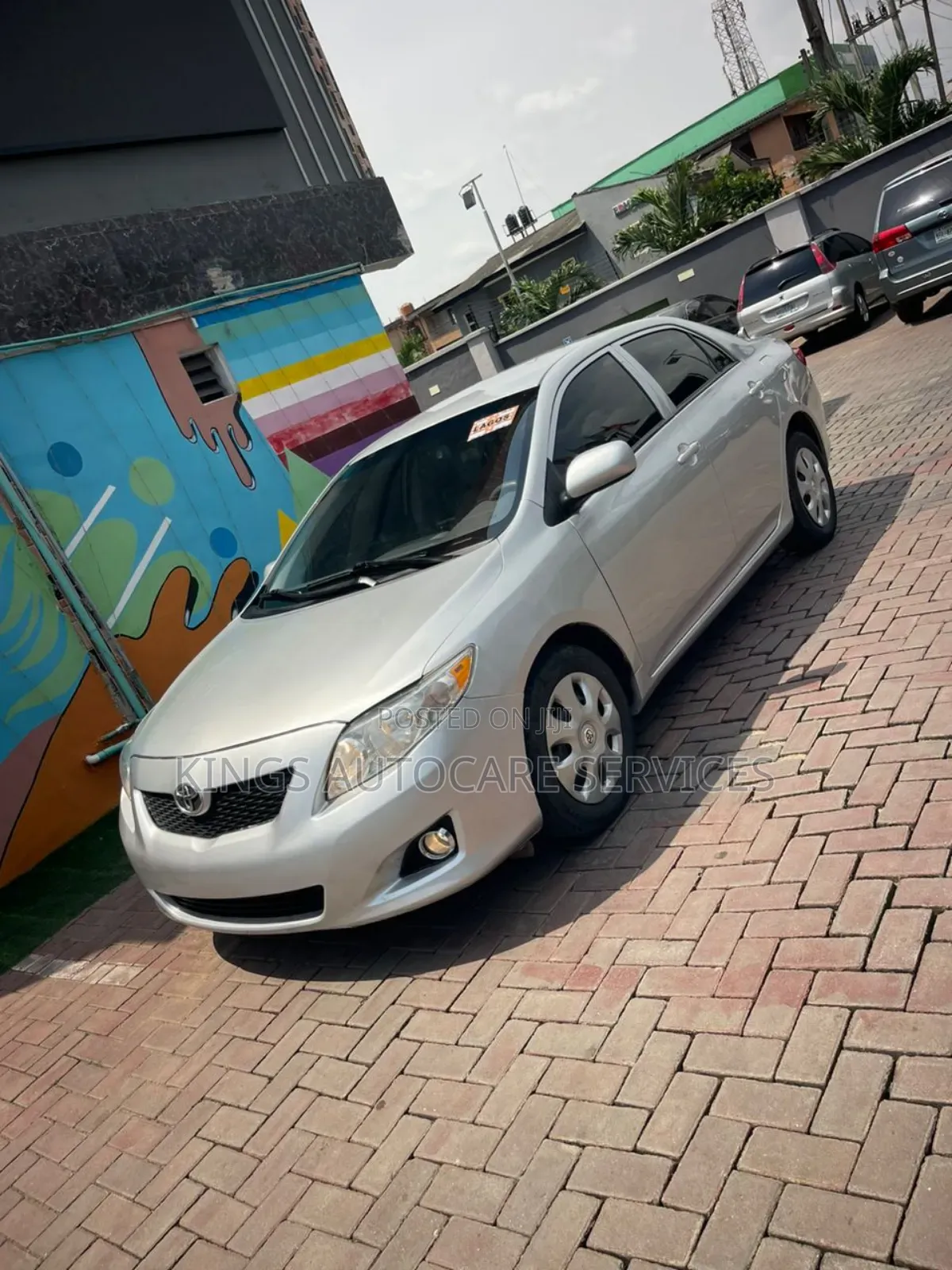 Toyota Corolla LE 4dr Sedan (1.8L 4cyl 4A) 2010 Silver