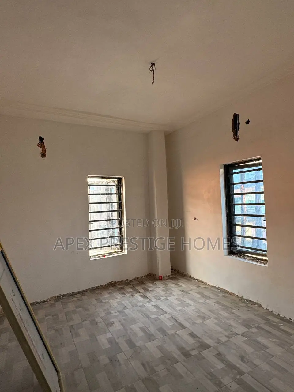 Studio Apartment in Owodunni Street, Yaba for sale