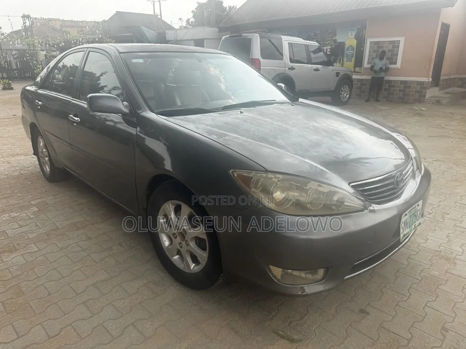 Toyota Camry XLE V6 4dr Sedan (3.0L 6cyl 5A) 2005 Gray