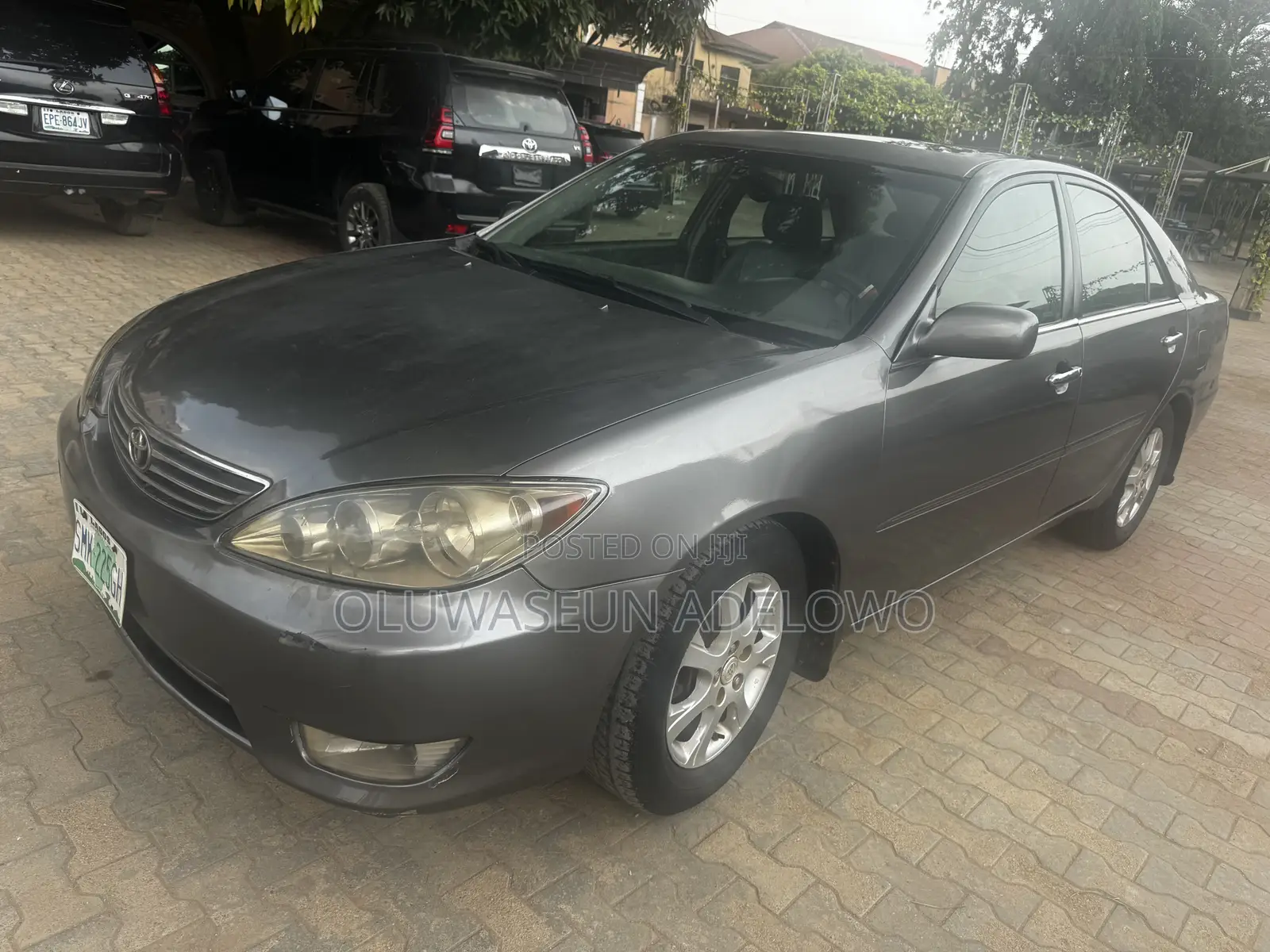 Toyota Camry XLE V6 4dr Sedan (3.0L 6cyl 5A) 2005 Gray