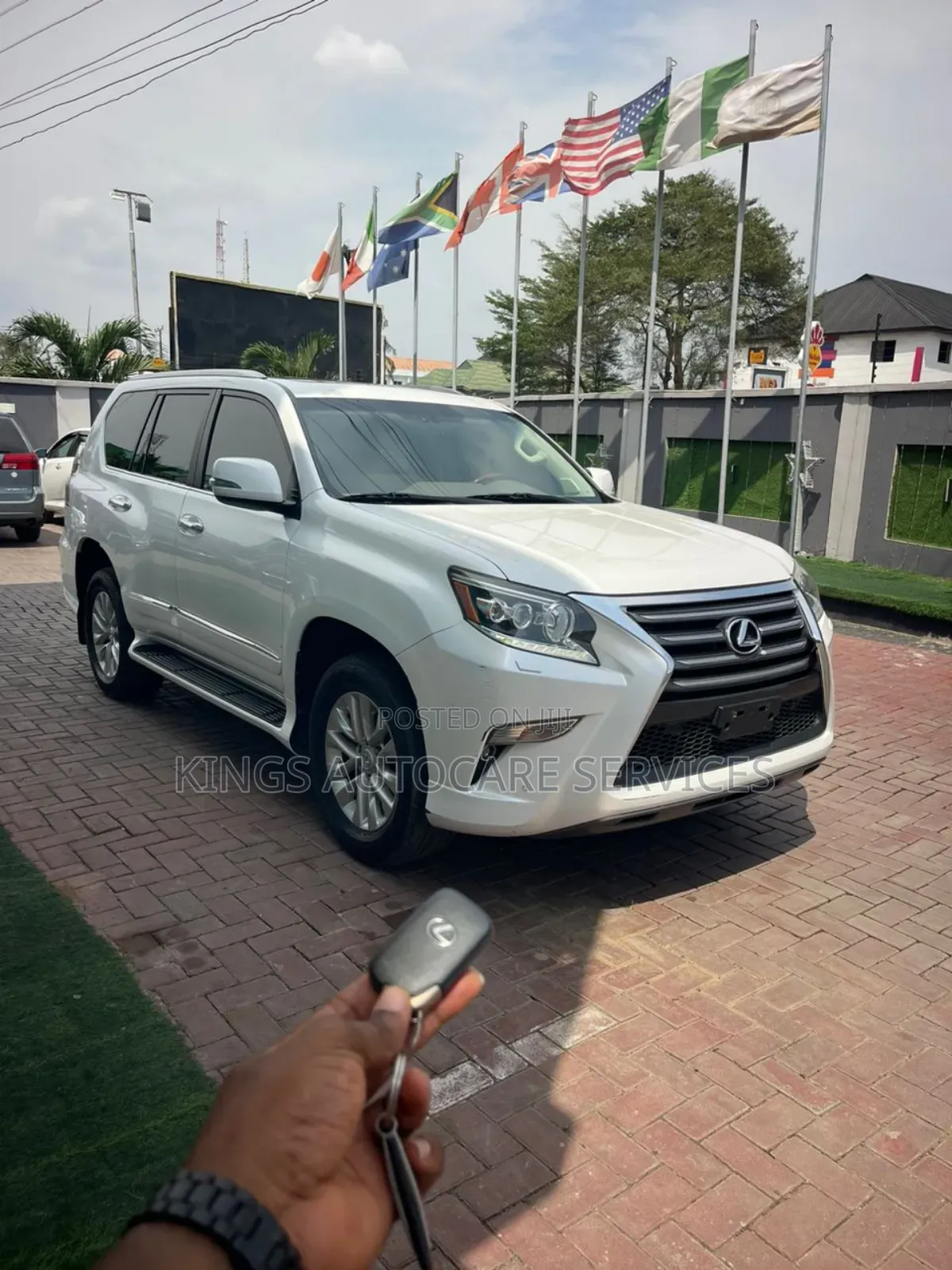 Lexus GX 460 Luxury 2016 White