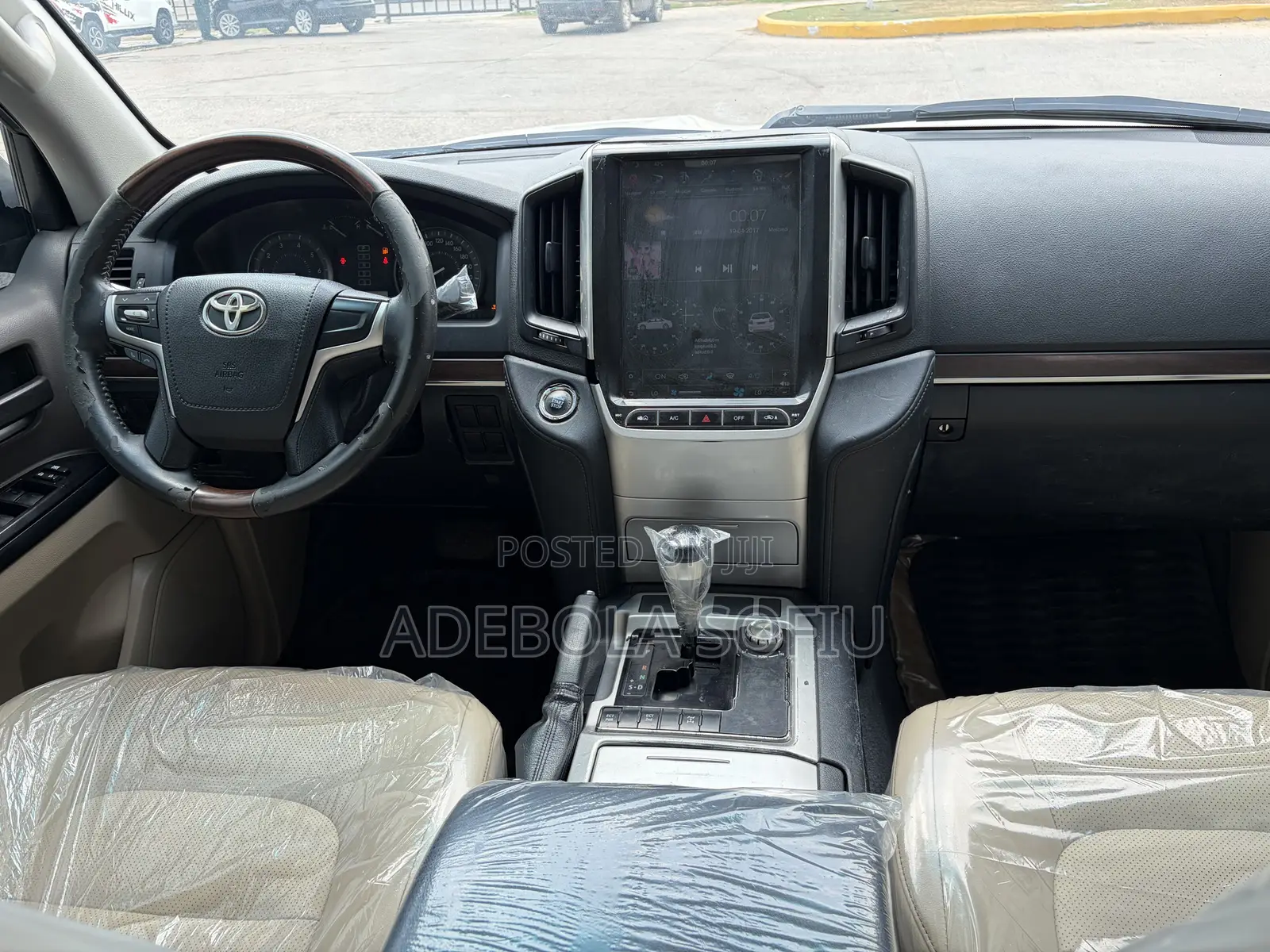 Toyota Land Cruiser 4.0 V6 GXR 2018 White
