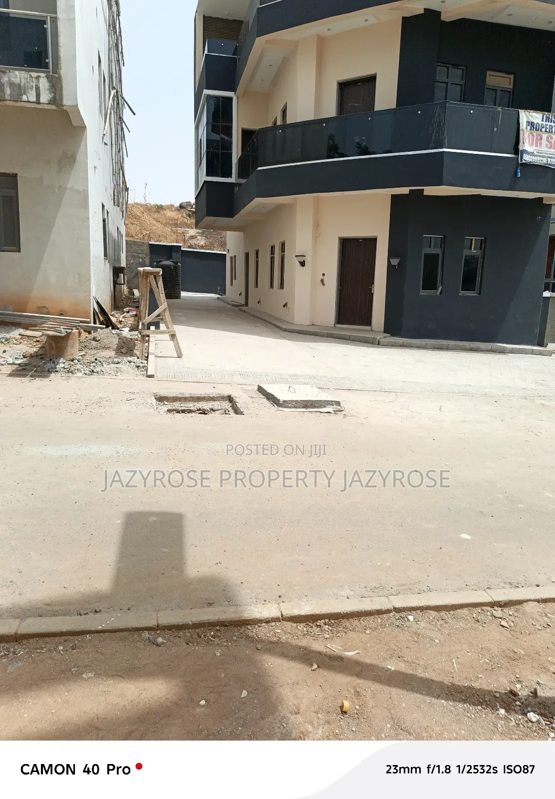 4bdrm Duplex in Guzape District for sale