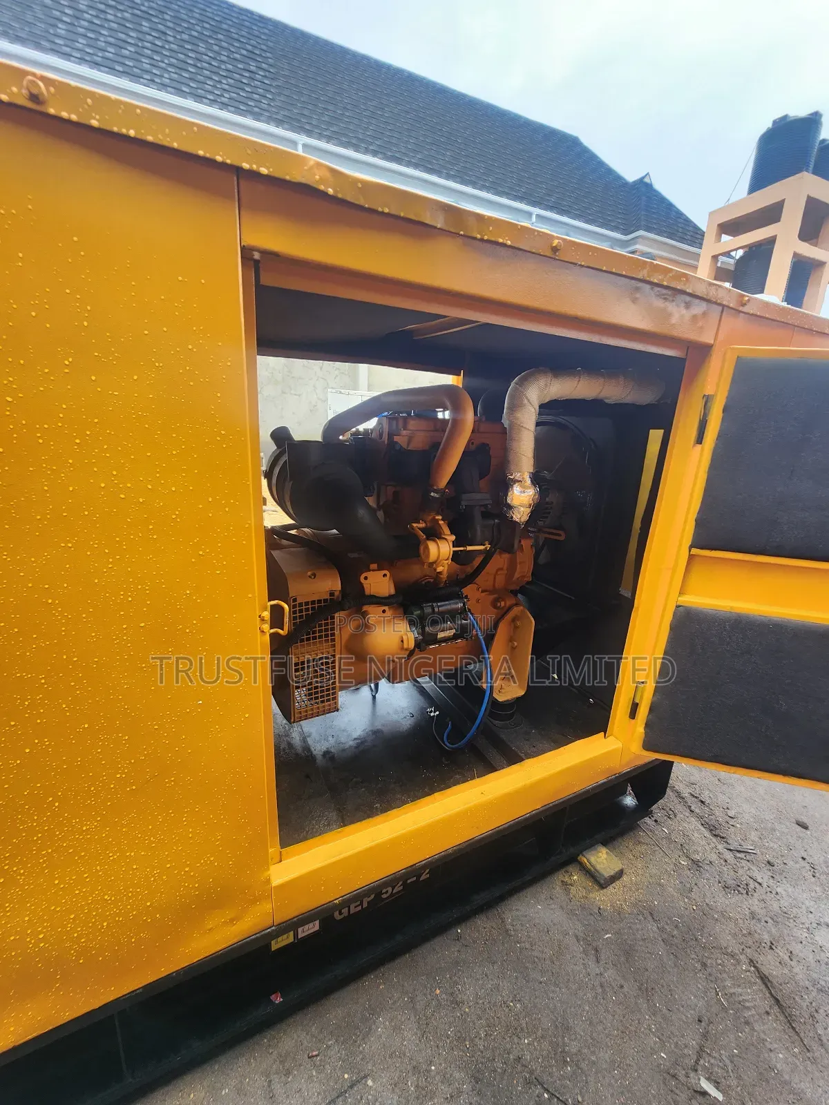 50kva Mantrac Cat Portable Ecoplus Uk Perkins Soundproof Generator.