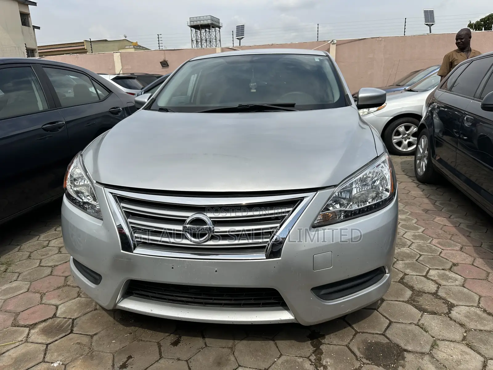 Nissan Sentra S 4dr Sedan (1.8L 4cyl 6M) 2014 Silver