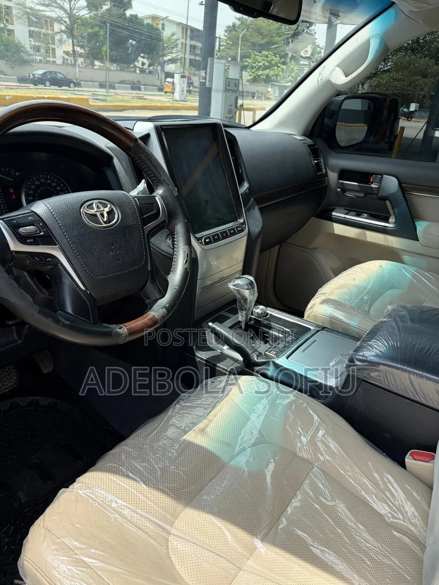 Toyota Land Cruiser 4.0 V6 GXR 2018 White