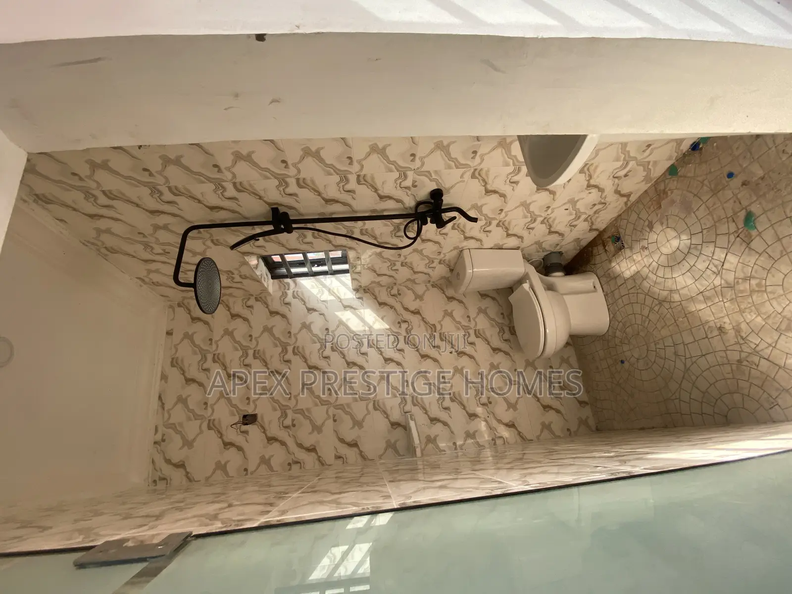 Studio Apartment in Owodunni Street, Yaba for sale