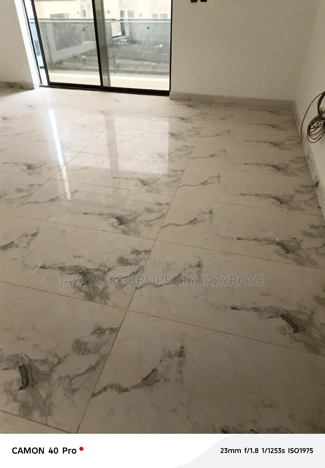 6bdrm Duplex in Guzape District for sale