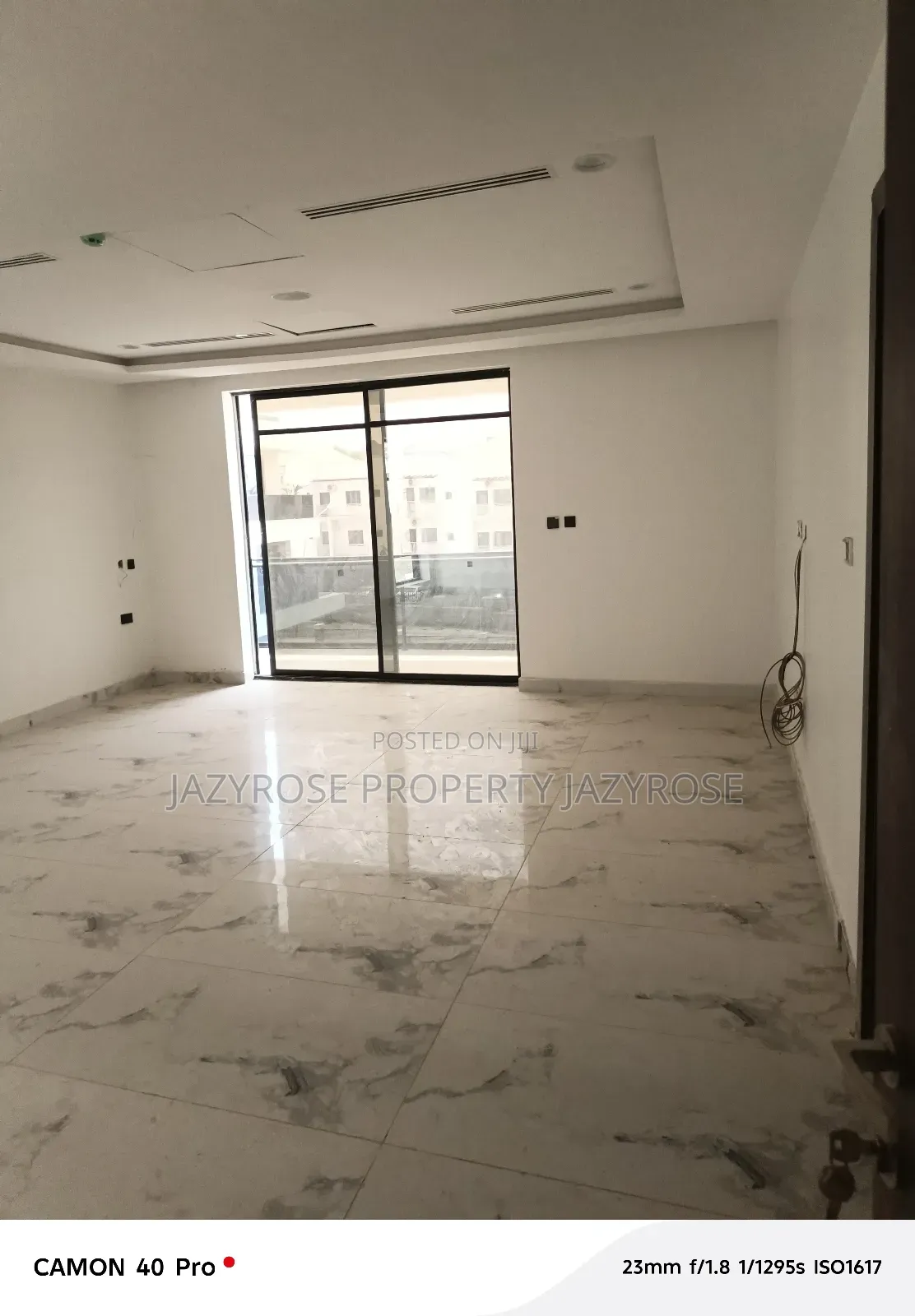 6bdrm Duplex in Guzape District for sale