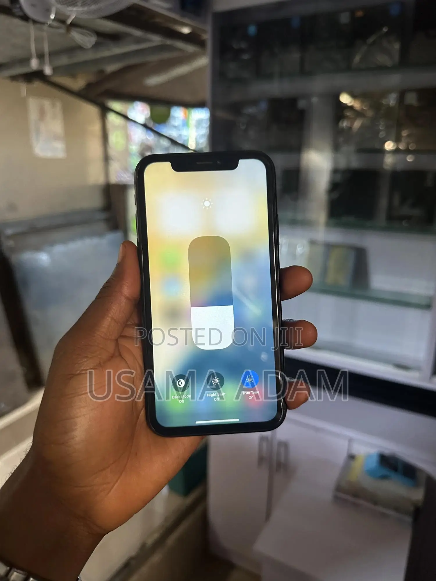 Apple iPhone XR 64 GB Black