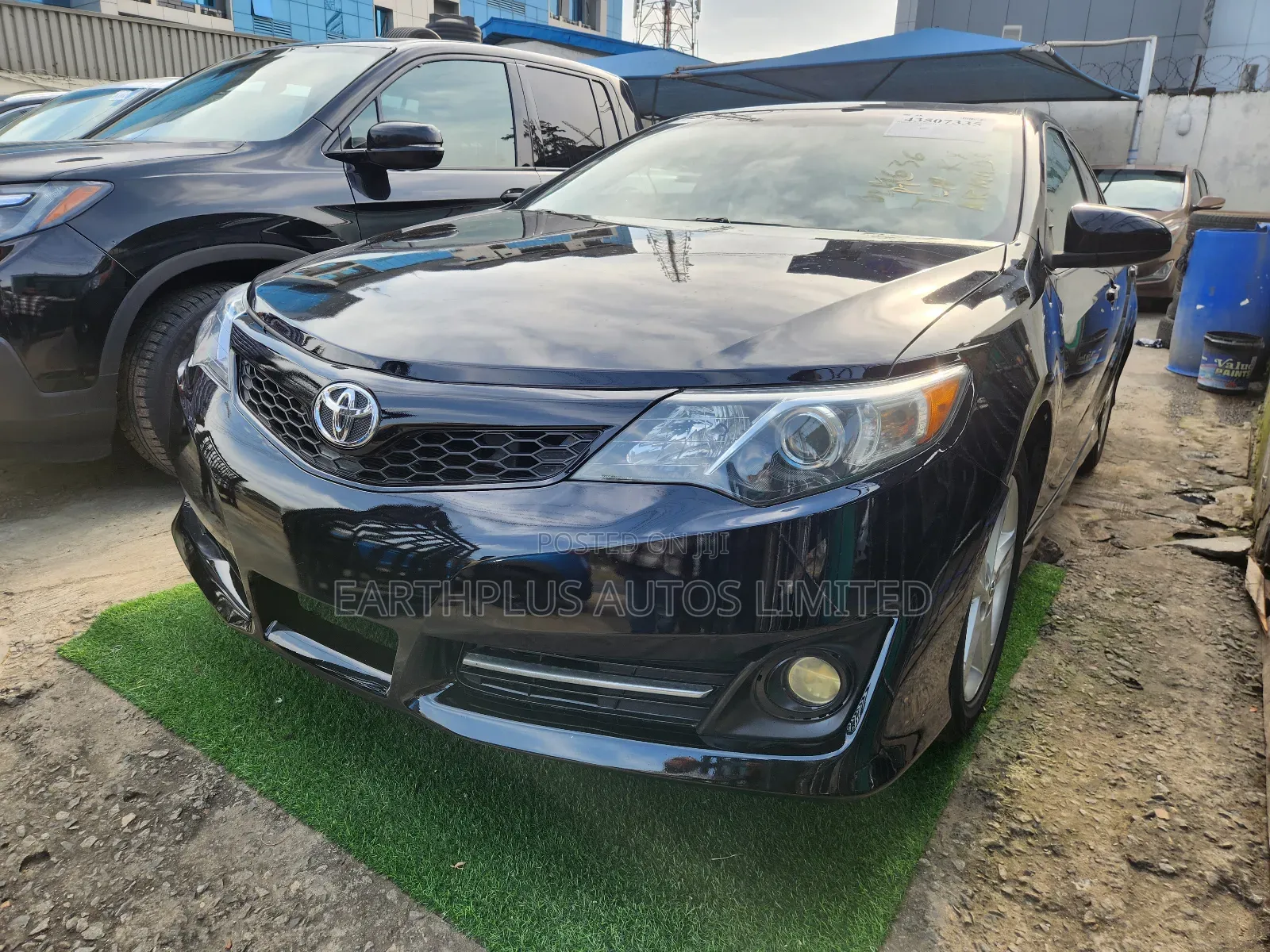 Toyota Camry SE 4dr Sedan (2.5L 4cyl 6A) 2012 Black