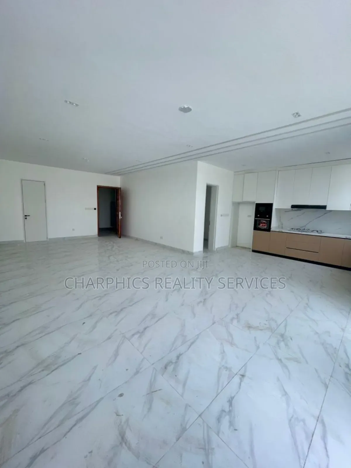 2bdrm Apartment in Lekki Phase 1 for sale