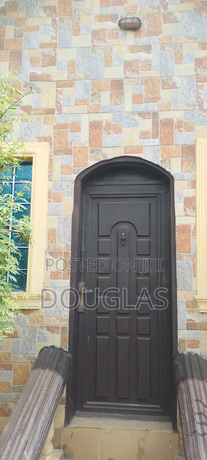 Furnished 3bdrm House in Agbado for sale