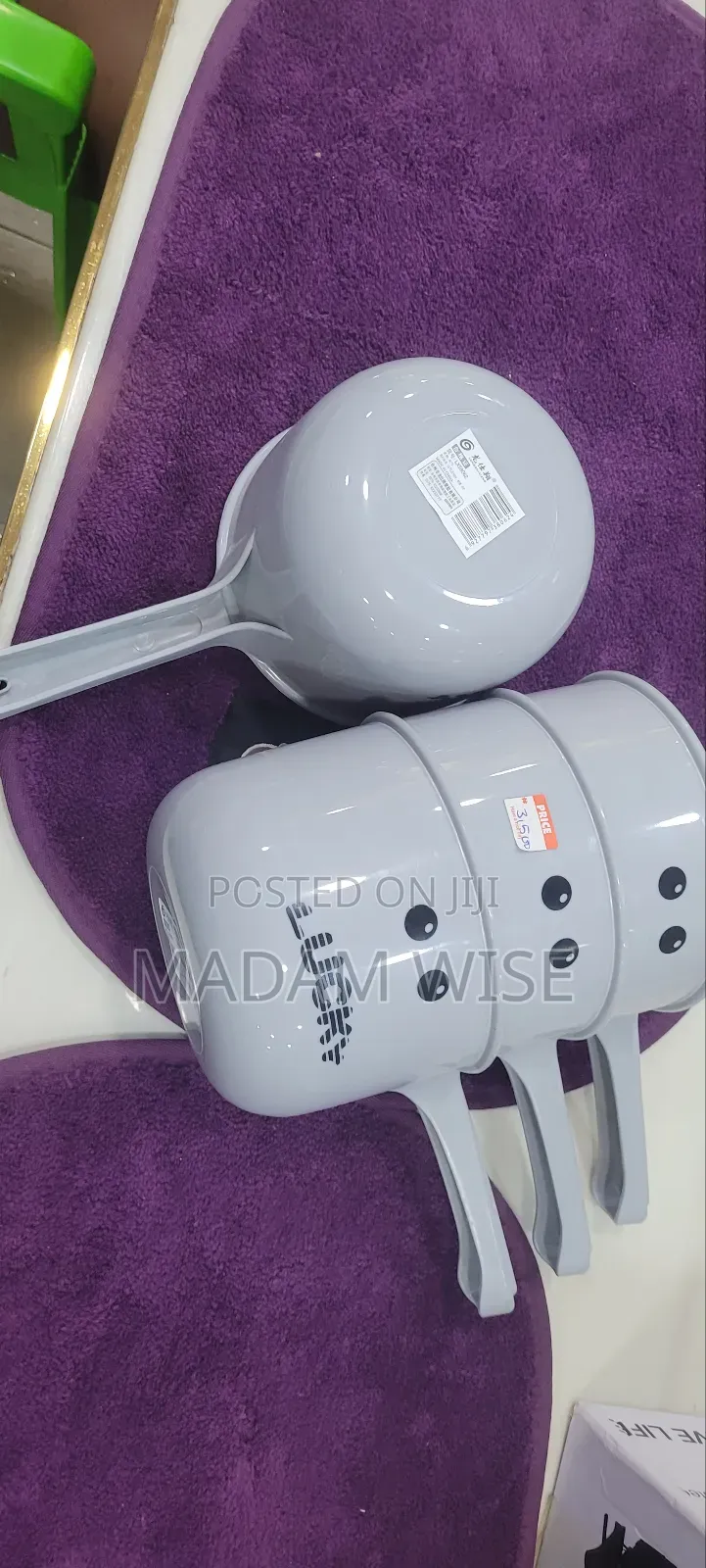 Hand Bowl . Suitable for Bathing or Kitchen Tools