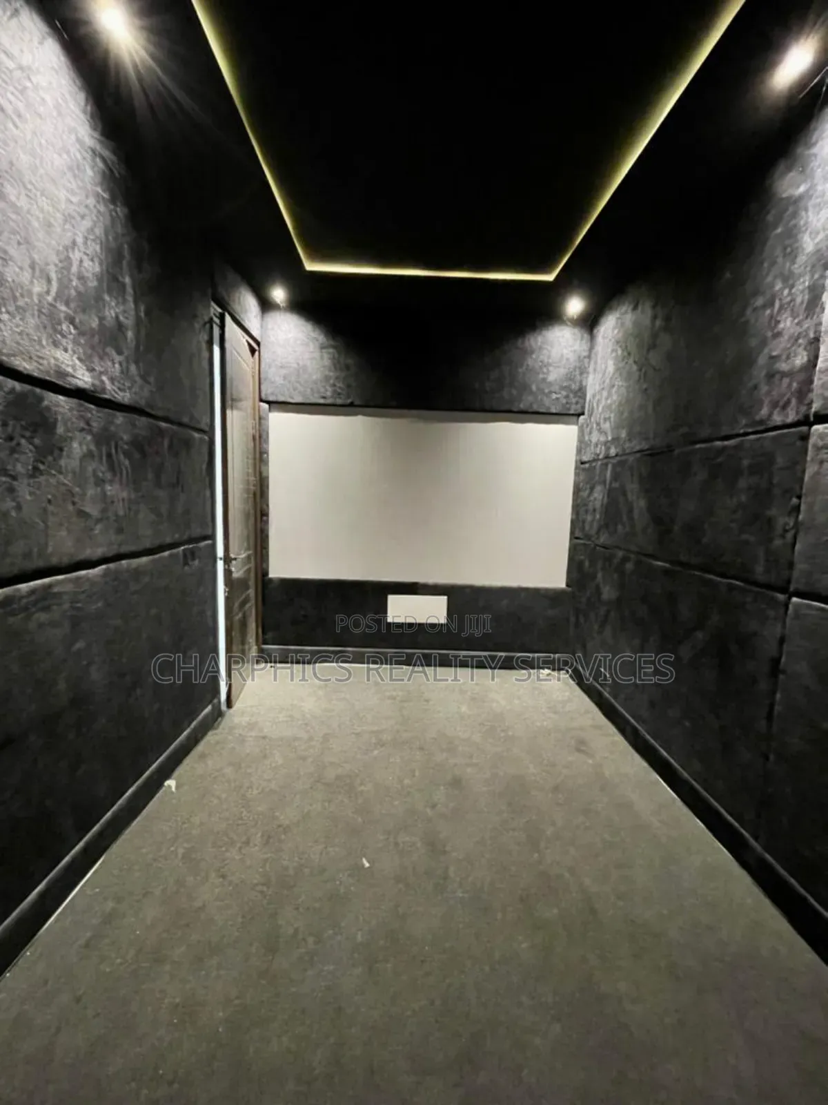 5bdrm Duplex in Lekki for sale