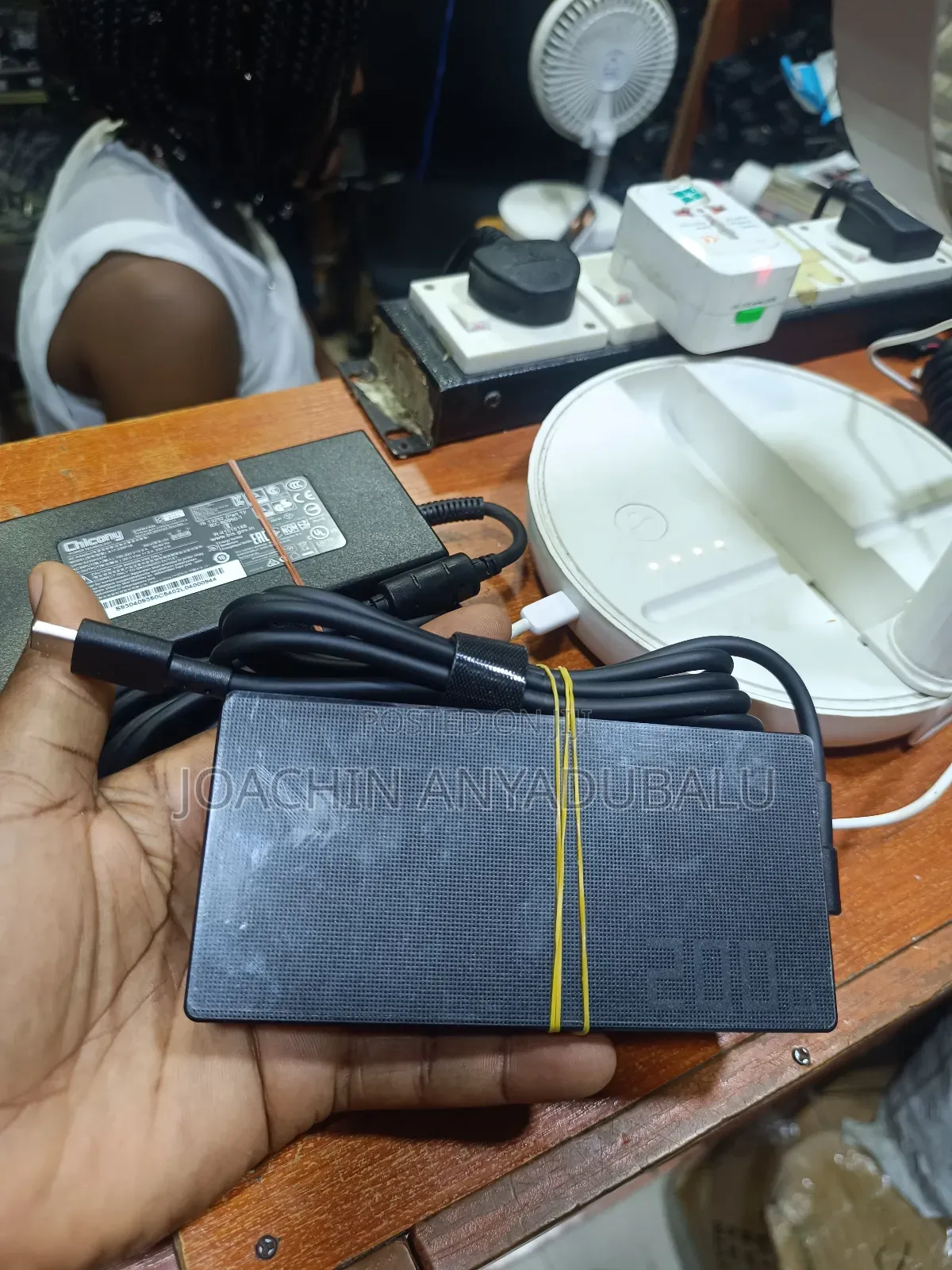 Asus Laptop Charger 200w Watts 20v-10a Follow Come