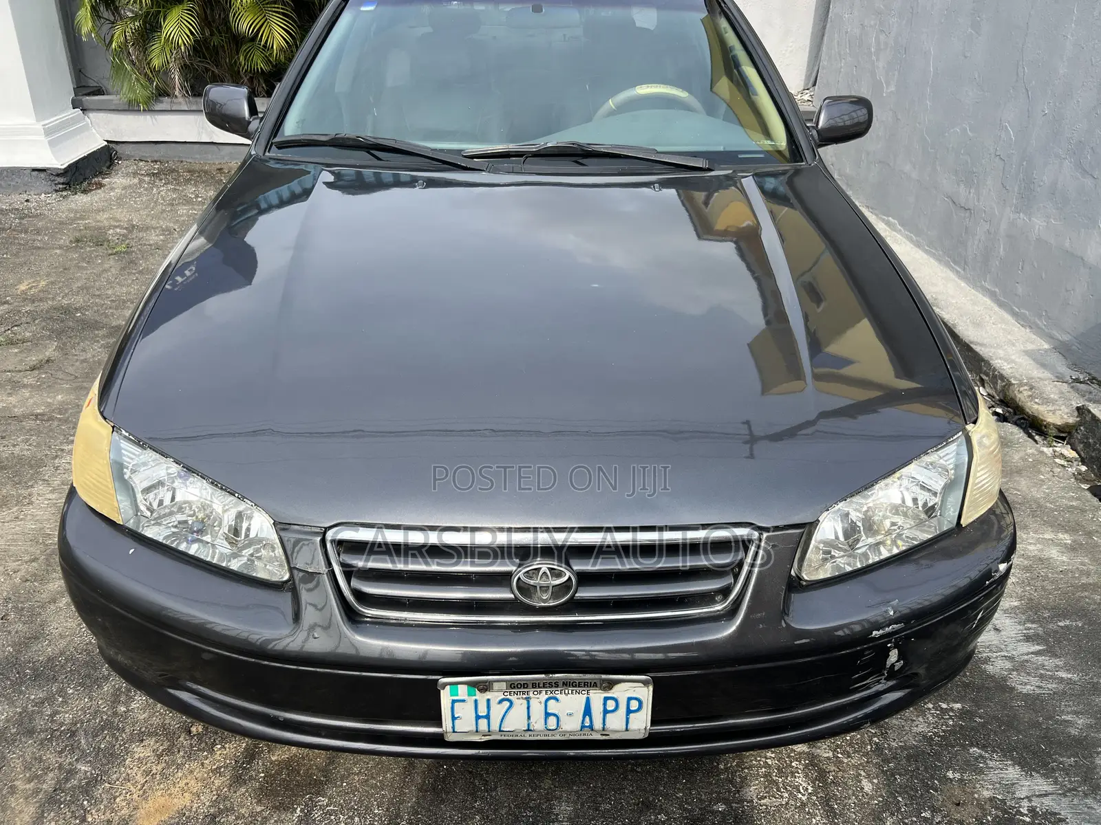 Toyota Camry XLE V6 4dr Sedan (3.0L 6cyl 4A) 2002 Gray