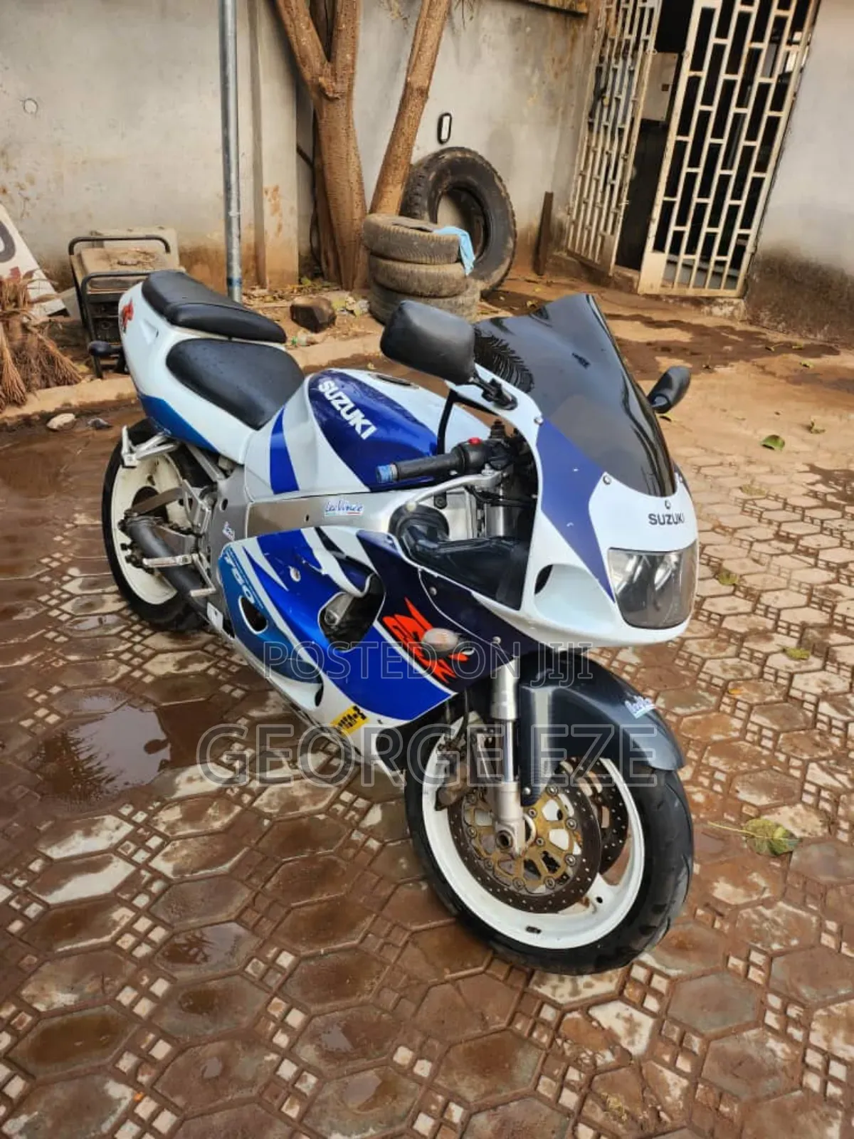 Suzuki GSX-F 2015 White