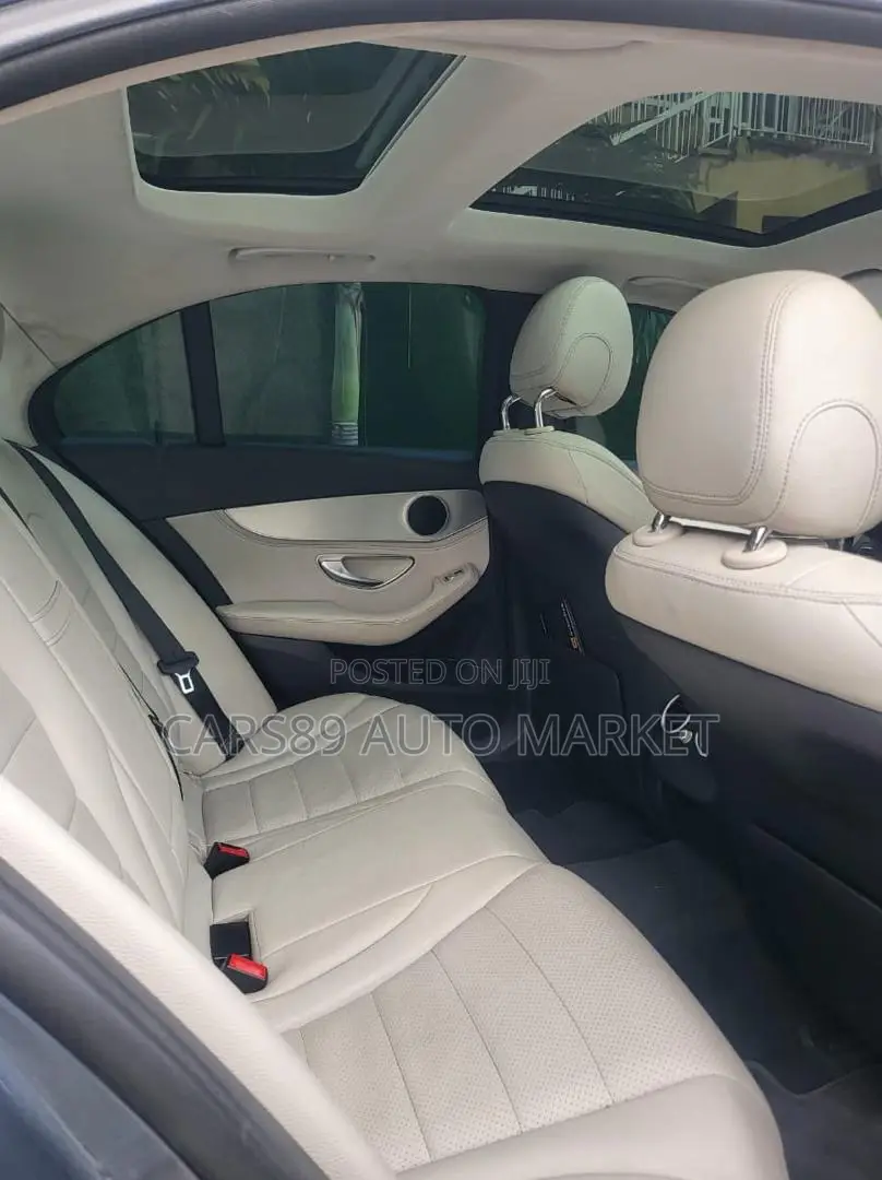 Mercedes-Benz C300 2016 Gray