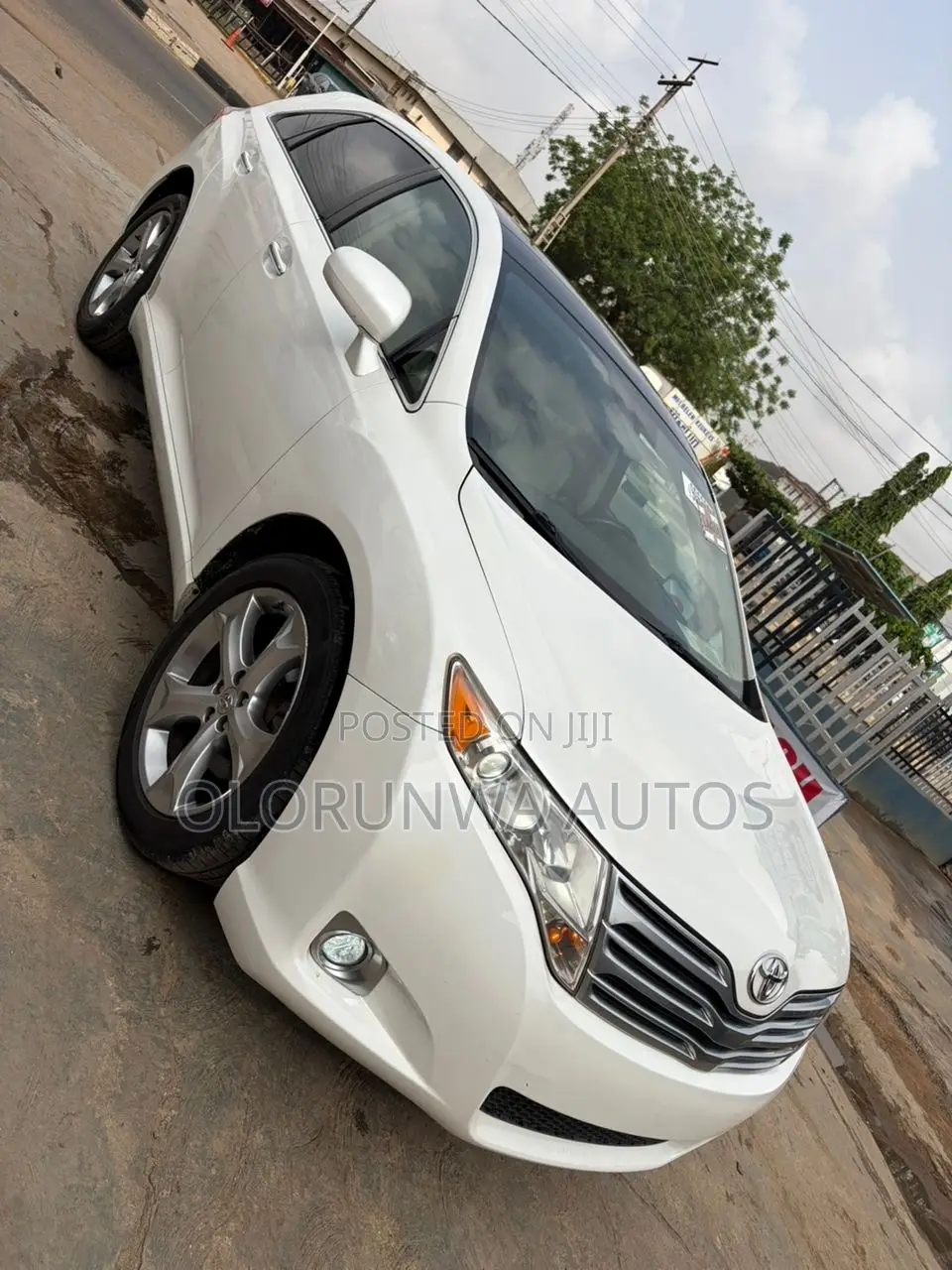 Toyota Venza XLE 2010 White