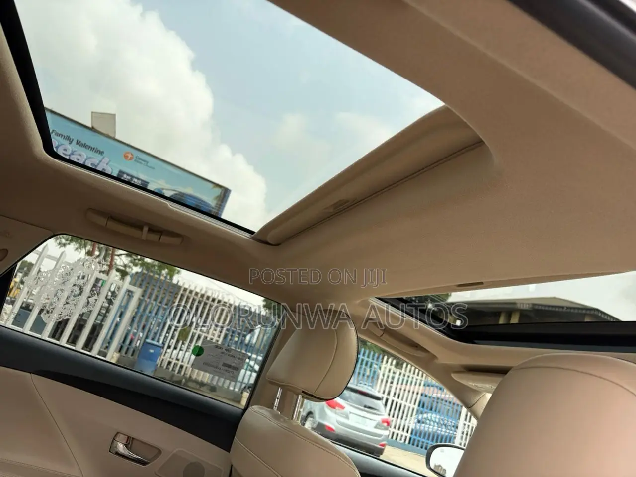 Toyota Venza XLE 2010 White