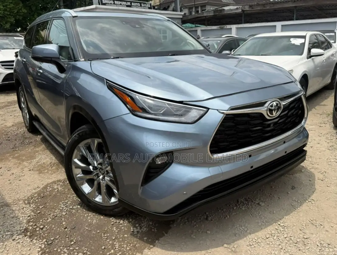 Toyota Highlander Limited AWD 2020 Blue