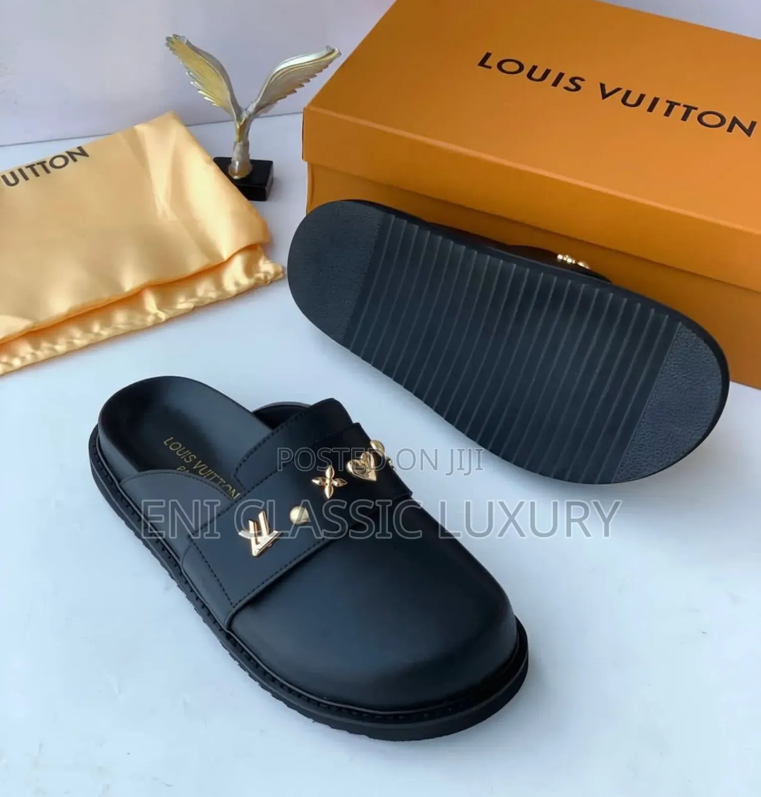 Louis Vuitton Luxury Men's Haif Shoes Best Quality Well Banded Package