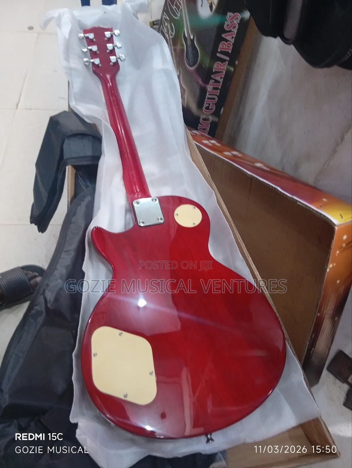 Gibson Less Paul Electric Lead Guitar Red Colour