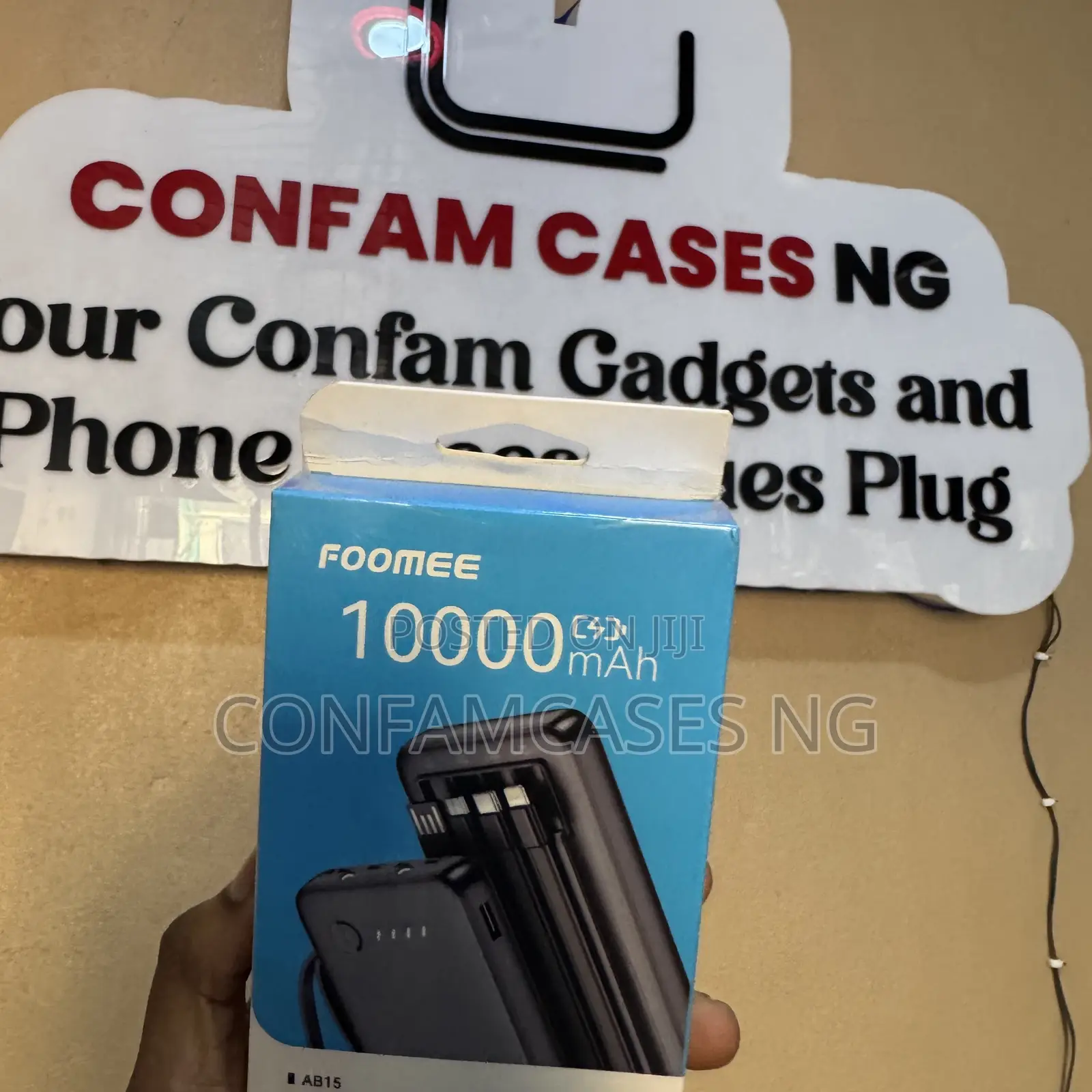 Foomee 10000mah Power Bank With in Built Cables
