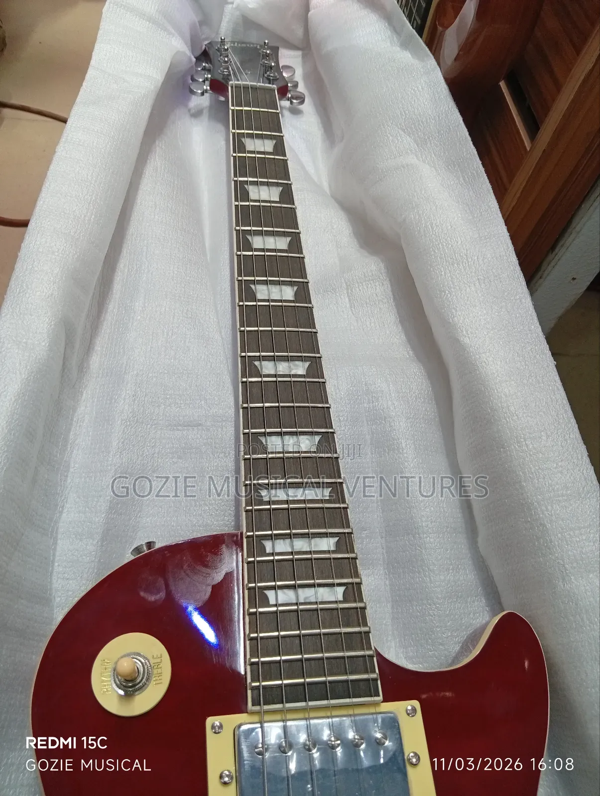 A Very High Quality Gibson Electric Lead Guitar
