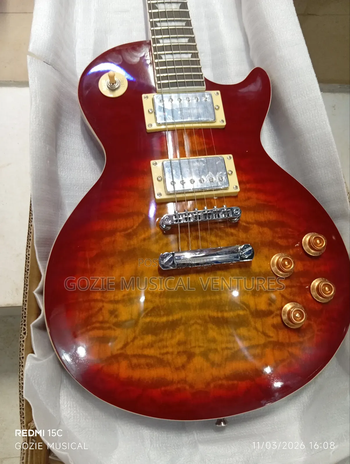 A Very High Quality Gibson Electric Lead Guitar