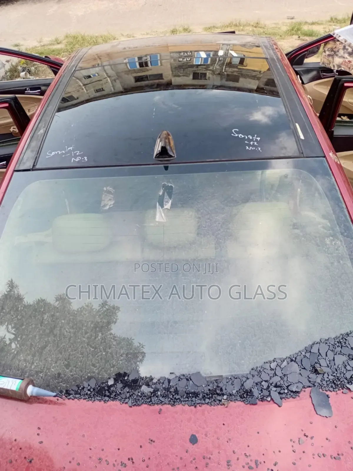 Hyundai Sonata 2013 Back Pamanent Roof Glass Available