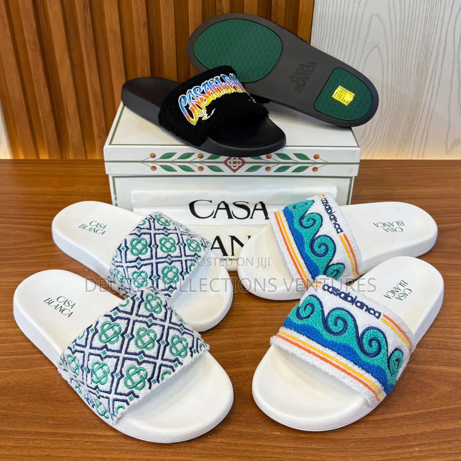*Casablanca Laurel Slide* Sizes: *40 - 46*