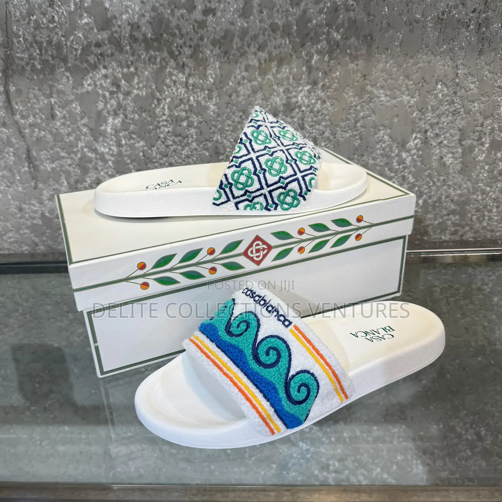 *Casablanca Laurel Slide* Sizes: *40 - 46*