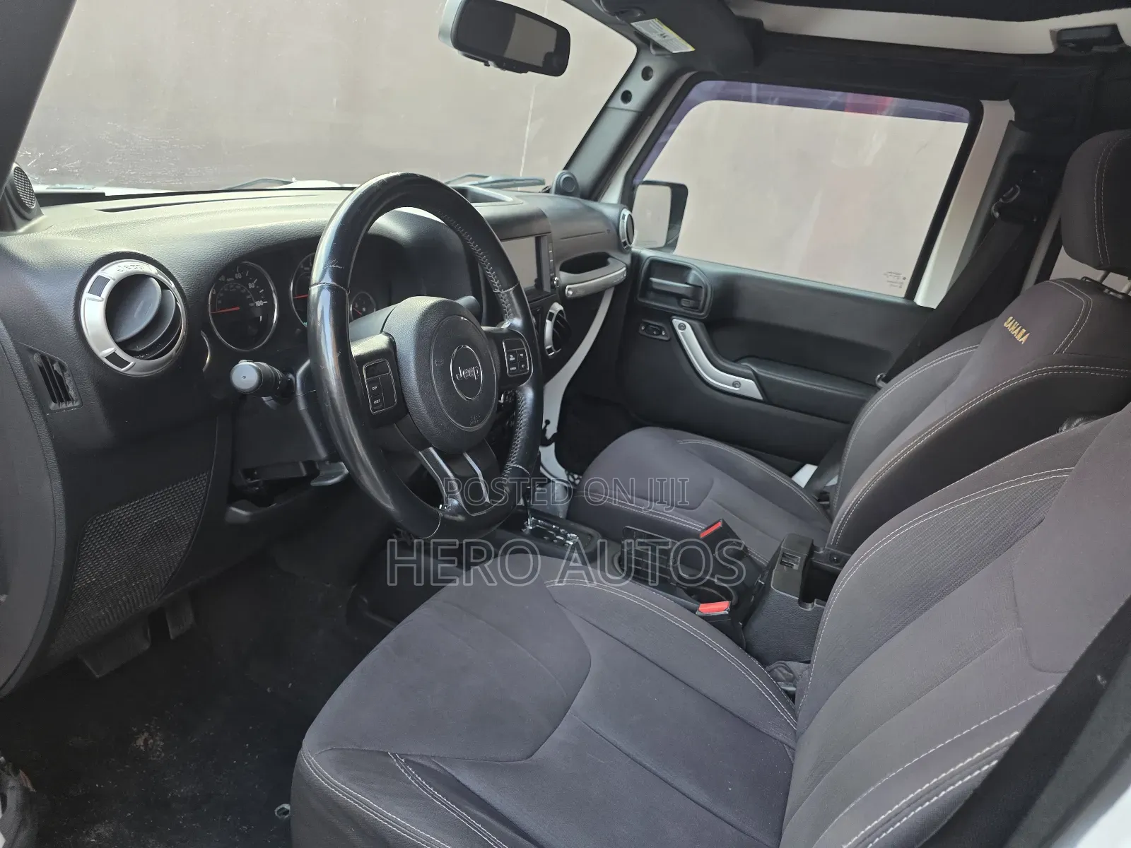 Jeep Wrangler Sahara 2013 White
