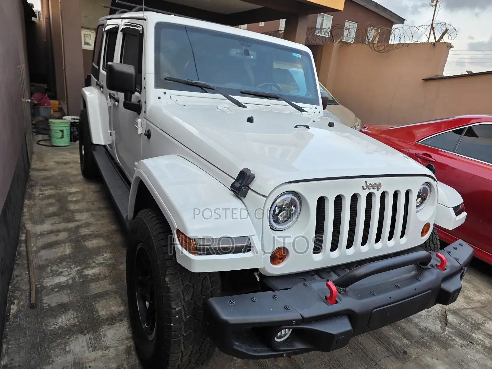 Jeep Wrangler Sahara 2013 White