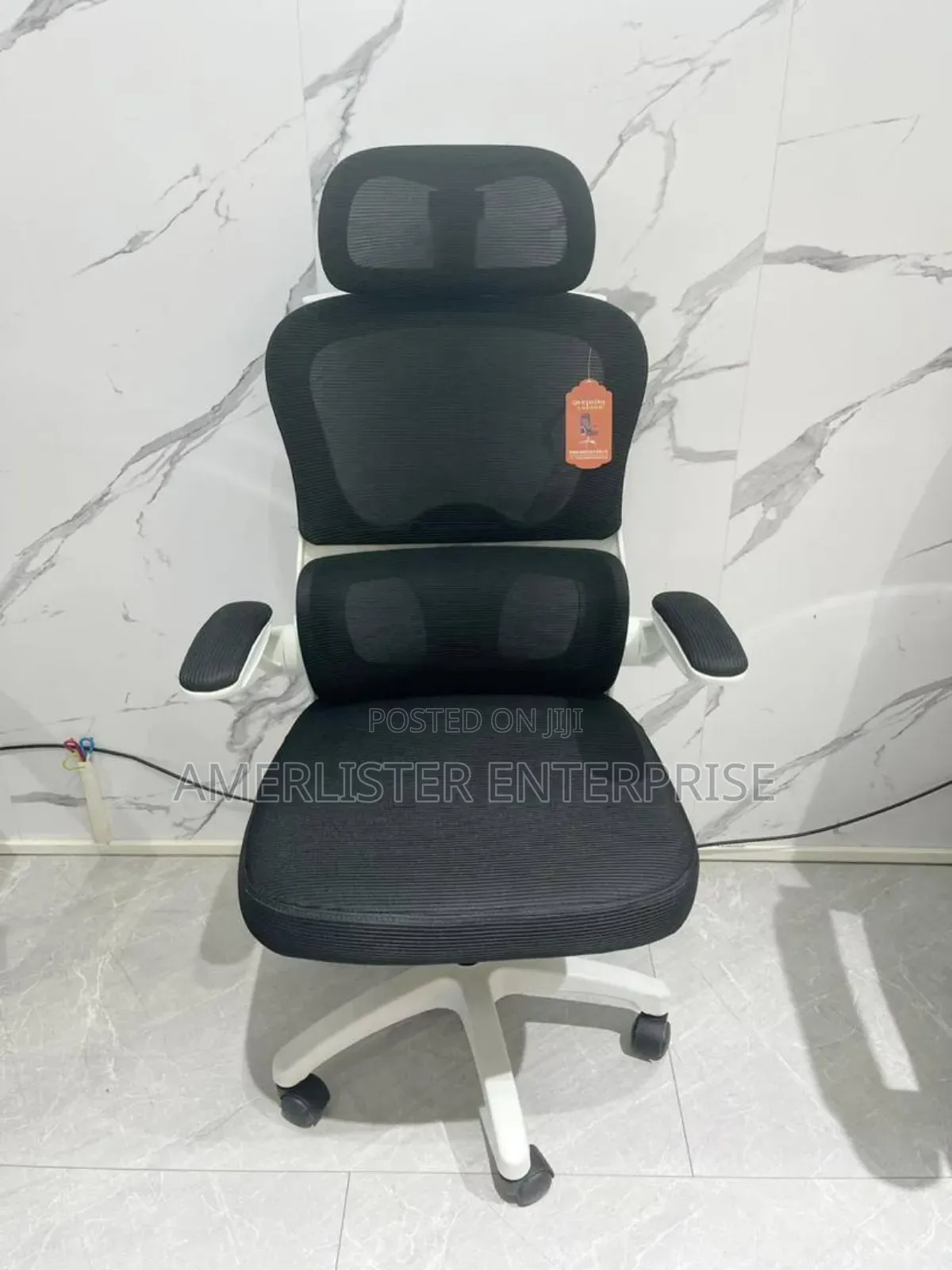 Beautiful Ergonomic Swivel Chair