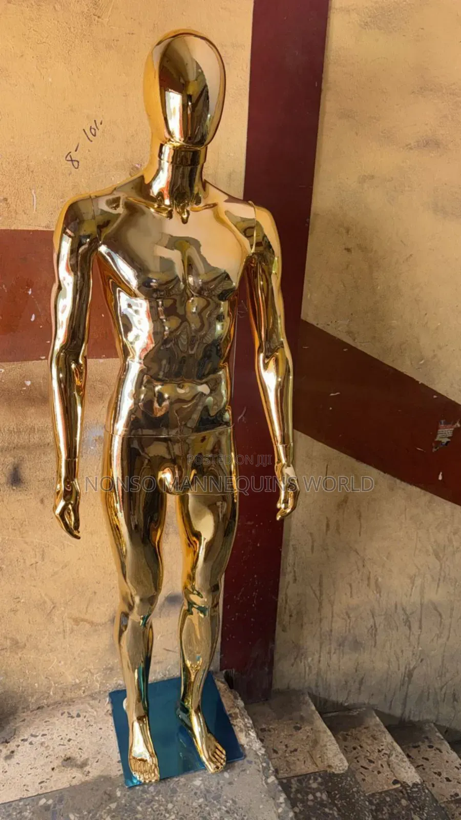 Medium Body Size Male Gold Chrome Mannequin